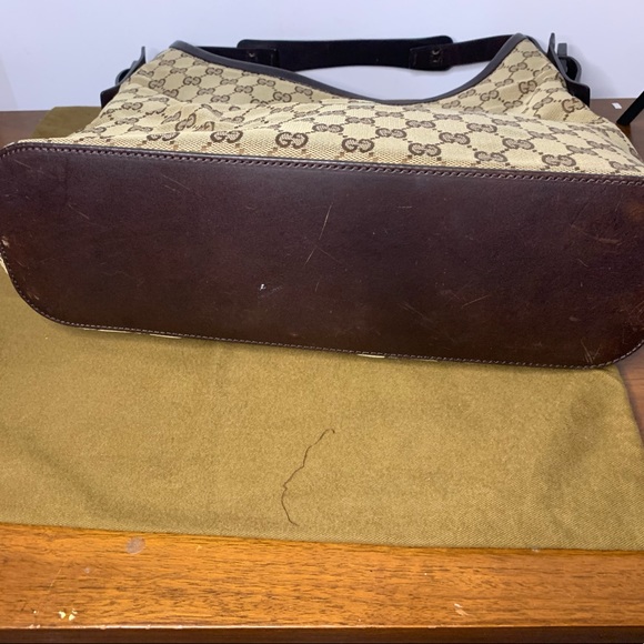 Authentic Gucci Hobo Bag - Picture 5 of 8